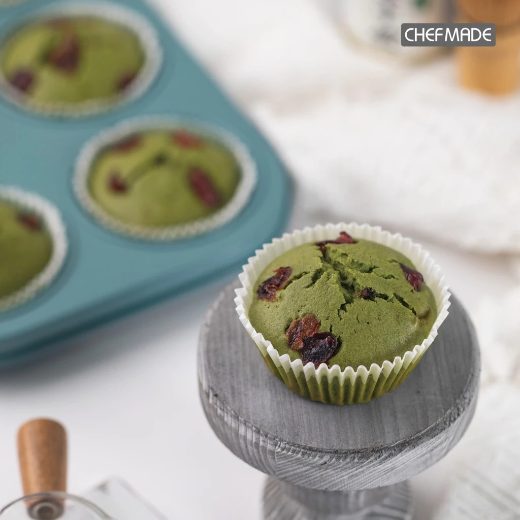 Chefmade WK10048- 6-Cup Non Stick Muffin Pan 289 x 195 x 29 mm.(Green) (11-8197)