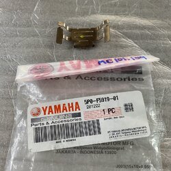 5P0-F5919-00 แผ่นรองผ้าเบรค ตัวล็อคผ้าดิสค์เบรค SPARK115I, FIORE, TTX, FINO, MIO125I อะไหล่แท้ YAMAHA รหัสใหม่ 5P0-F5919-01