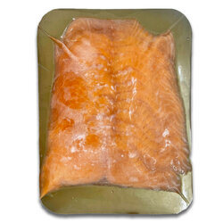 ปลาเรนโบว์เทราต์แล่รมควันแช่แข็ง 200 g. Frozen Smoked Rainbow Trout 200 g. (สินค้าแช่แข็ง) (05-9134)