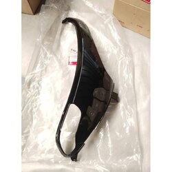 54303-K16-900ZJ ฝาครอบด้านหน้าข้างซ้าย SCOOPY-I 2013 รถสีดำ-แดง,สีดำ,สีดำ-น้ำเงิน อะไหล่แท้ HONDA