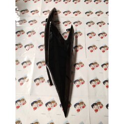 83500-KVB-T00ZC ฝาครอบตัวถังข้างขวาสีดำ NHA35M CLICK110I อะไหล่แท้ HONDA