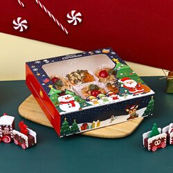 กล่องเค้ก 1 ปอนด์ ทรงเตี้ย ลาย Snowy Hug 10 ใบ (09-9102)