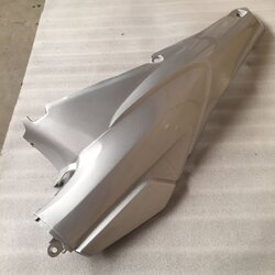 ฝาครอบตัวถัง (ตัวยาว) R/L สีบรอนช์ 411 สำหรับรุ่น WAVE125R อะไหล่เทียบ NCA (นำเจริญ) 2501HW125R411 รหัสเทียบ : ซ้าย64420-KPH-900ZB/ขวา64410-KPH-900ZB