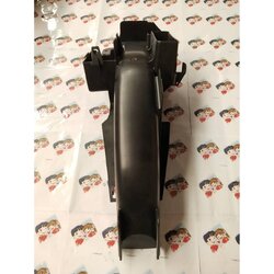 บังโคลนหลังตัวใน DREAM C100P อะไหล่แท้ HONDA 80101-KFM-900