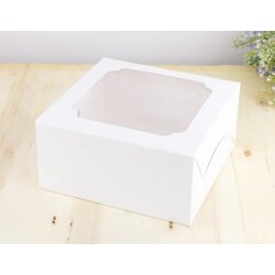 กล่องเค้ก 1 ปอนด์ เจาะหน้าต่างขาว พรีเมียม 20.3 x 20.3 x 10 cm. แพค 20 ใบ (09-8202)