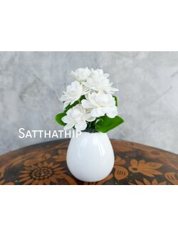 แจกันดอกมะลิ ประดิษฐ์จากดิน