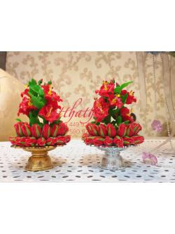 ดอกชบา - พานพุ่มดอกชบาสีแดงผสมดอกกุหลาบสีแดง ประดิษฐ์จากดิน - Phan bush