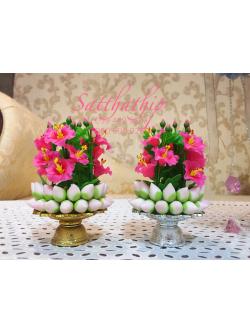 ดอกชบา - พานพุ่มดอกชบาสีชมพูผสมดอกบัวตูมสีขาวอมชมพู ประดิษฐ์จากดิน - Phan bush