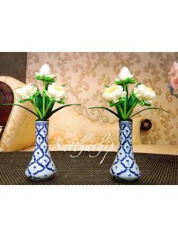 แจกันดอกบัว - ดอกบัวประดิษฐ์ - แจกันดอกบัวพับสีขาว (ข้างละ 3 ดอก) ประดิษฐ์จากดิน - แจกันดอกบัวประดิษฐ์ - Lotus Flower