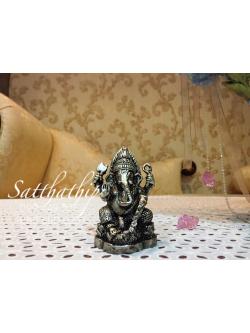 พระพิฆเณศปางประทานพร โปรยเหรียญ (ทองเหลืองชุบเงิน) - Ganesha: Lord of Success