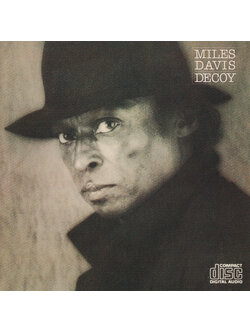 Miles Davis – Decoy / JAPAN / ปกในมีจุดเหลือง / แผ่นดี