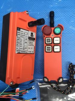 รีโมทเครนไฟฟ้า ไร้สาย รุ่น F21-4S telecrane 4 ปุ่ม 1 สปีดไฟ 380 VAC /รีโมทรอกไฟฟ้าไร้สาย รุ่น F21-4S telecrane 4 ปุ่ม 1 สปีด/F21-4S telecrane crane control remote 1 speed