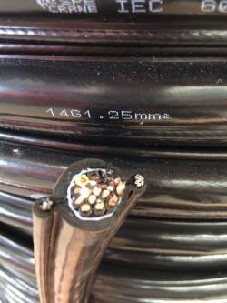 Crane Wire 14 core 1.25 sqmm. สลิงคู่ /สายไฟรอกเครนไฟฟ้า/สายสวิทช์รอกเครนไฟฟ้า/สายไฟ 14 ไส พร้อมมีสลิง สลิงคู่ ( ขายเป็นเมตร )