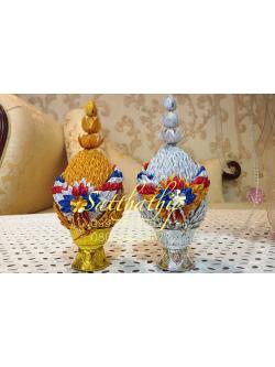 พานพุ่ม - พานพุ่มเงินทอง ประดับเกล็ดผ้าลายธงชาติ - พานพุ่มลายธงชาติ - Phan bush