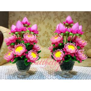 แจกันดอกบัวประดิษฐ์