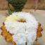 พวงมาลัยผ้า ดอกมัม สีขาว บนพานเงิน/ทอง - พวงมาลัยผ้า - Fabric garland