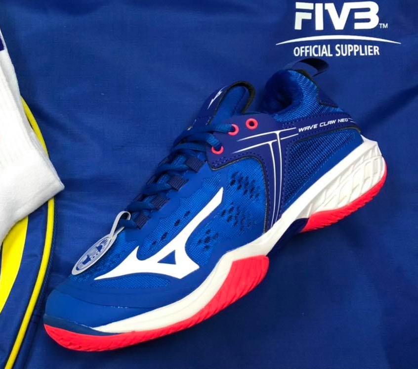 Mizuno Wave Claw Neo รองเท้าแบดมินตัน หน้าเท้ากว้าง ยอดนิยม หรูหรา สีสวย นุ่มใส่สบายเท้า เบา น่าใช้ 71GA207022