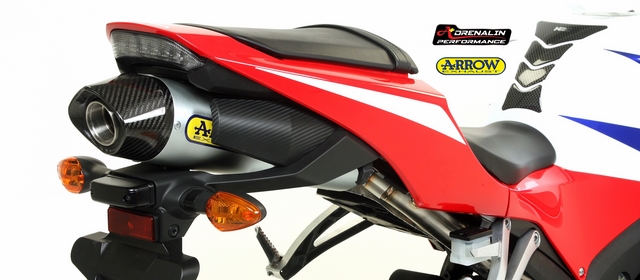 ท่อ Arrow รุ่น Indy race สลิปออน สำหรับ CBR600 2021+ (For Exhibition only)