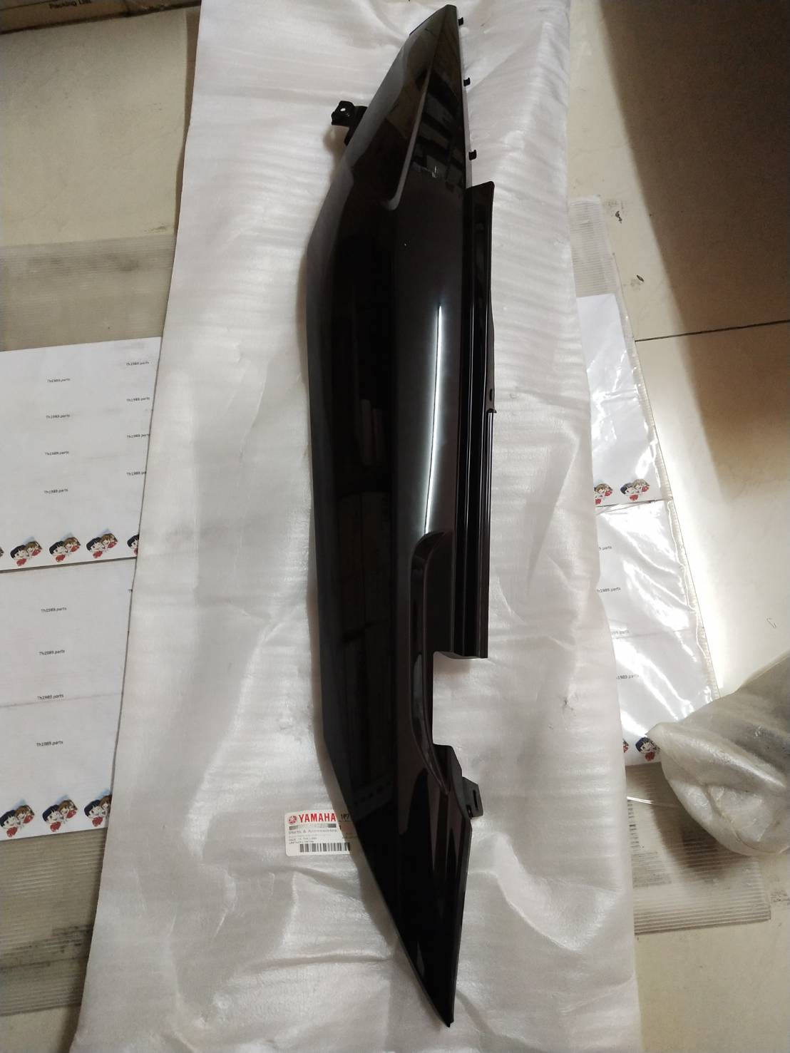 ฝาข้างซ้ายตัวยาวสีดำ สำหรับรุ่น NOUVO MX อะไหล่แท้ YAMAHA 1P7-F1731-00-P0