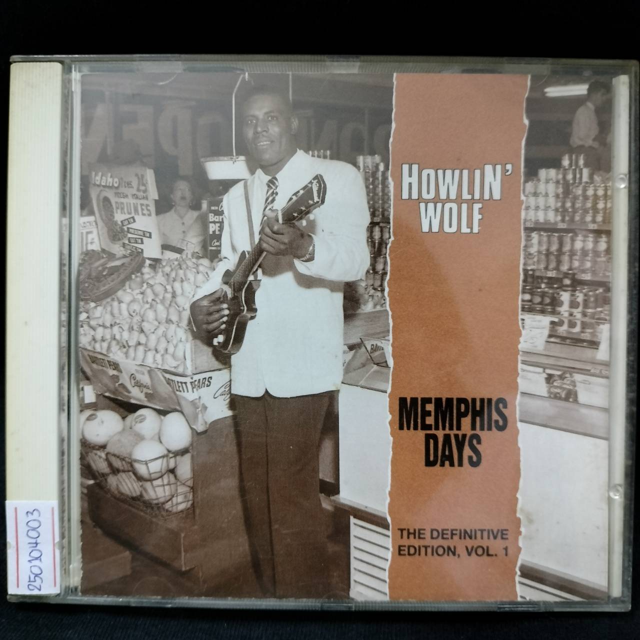 Howlin' Wolf – Memphis Days (The Definitive Edition, Vol. 1) / SWITZERLAND / ปกมีจุดเหลือง / แผ่นสวย