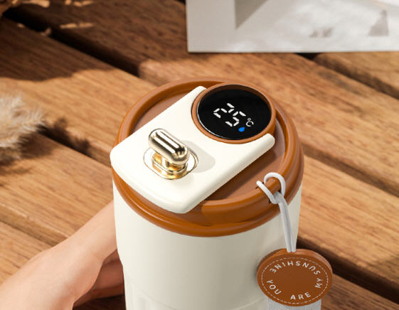 ชุดของขวัญปีใหม่,แก้วน้ำ+พัดลมพกพา,สกรีนโลโก้