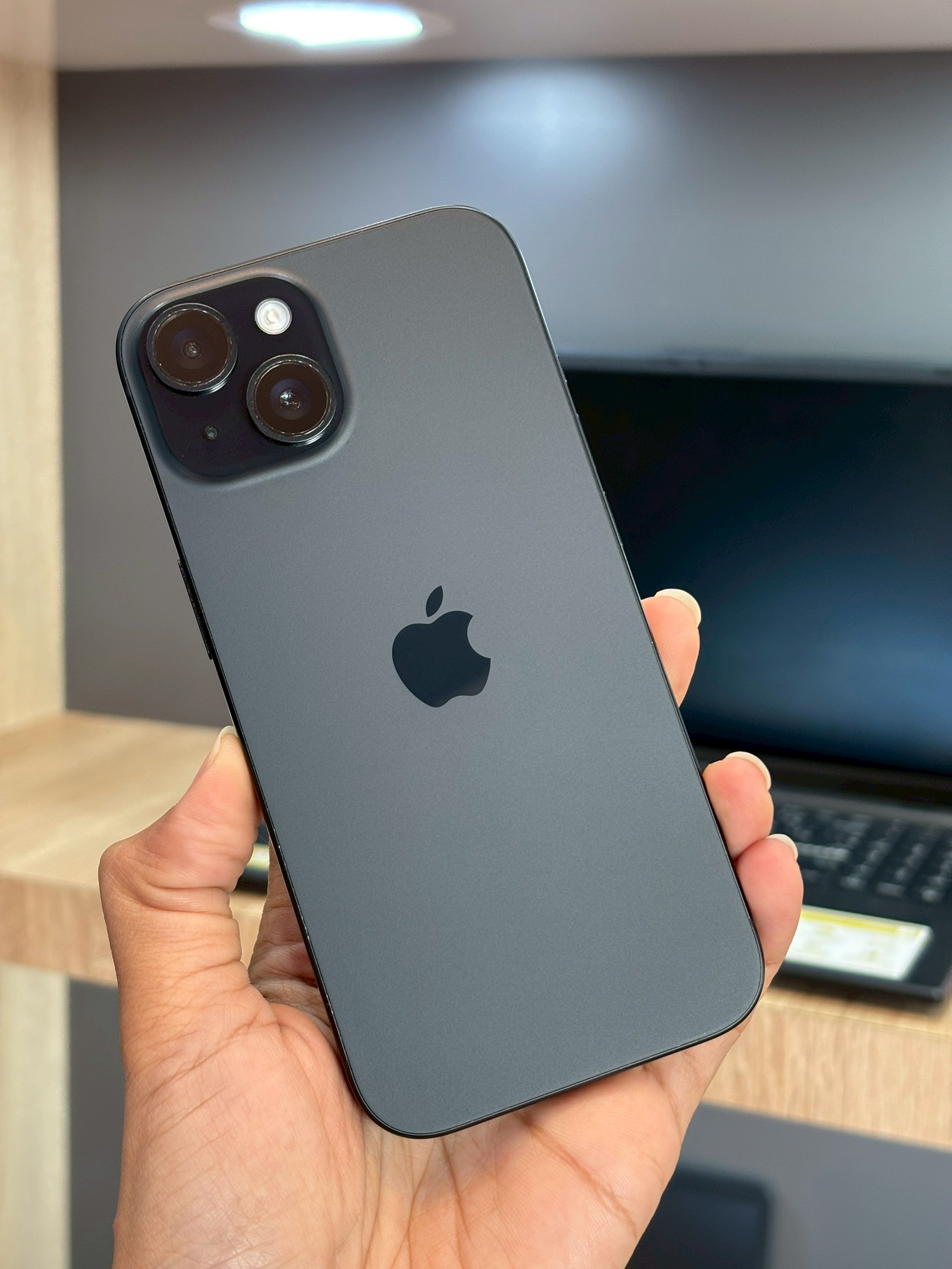 iPhone 15 128GB Black