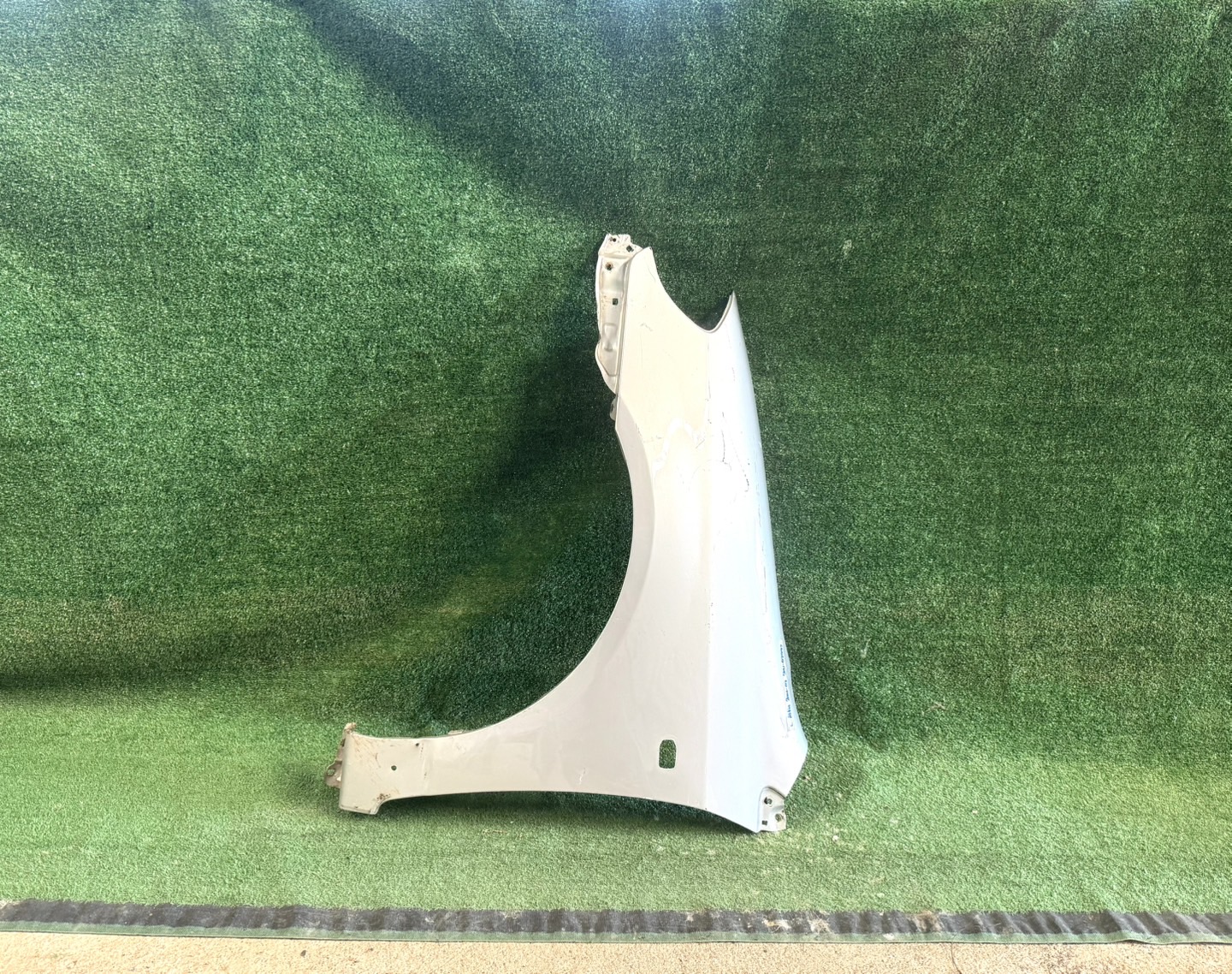 บังโคลนหน้า L Toyota Altis 2001-07