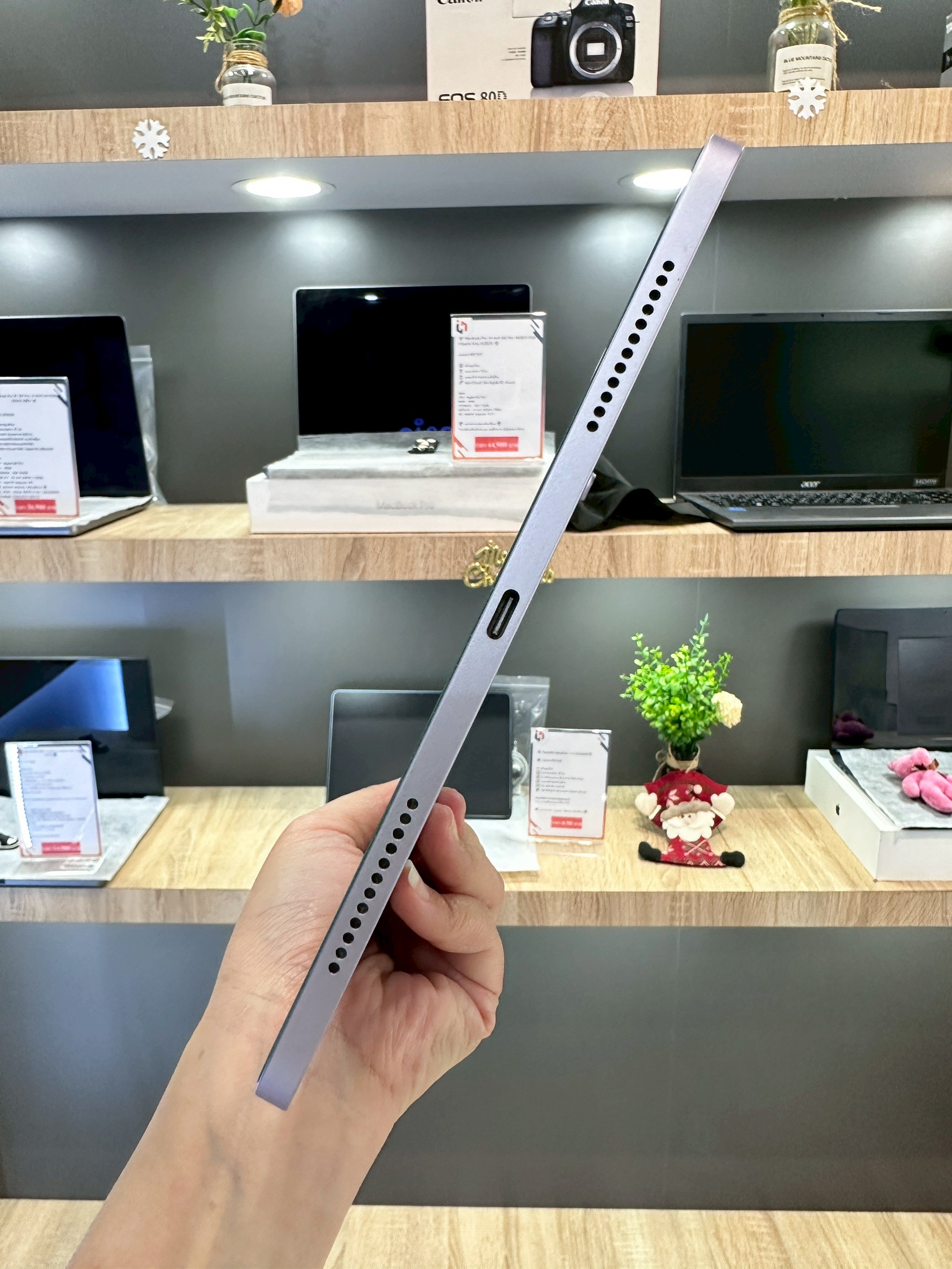 iPad Air 11-inch (M3) 128GB WiFi Purple