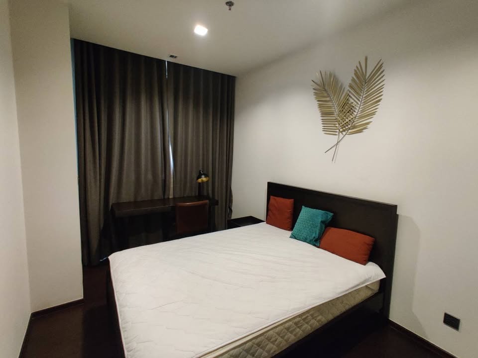 The Line Ratchathewi