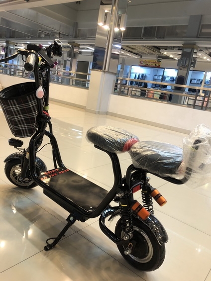 Scooter ไฟฟ้า2018 48V350W พร้อมโช๊คอัพ สำหรับเด็ก+ผู้ใหญ่รับน.นได้120ก.ก แบตเตอร์รี่Lithium โครงสร้างแข็งแรงพับเก็บง่ายใส่ท้ายรถเก๋งไปเที่ยวตจว.ได้