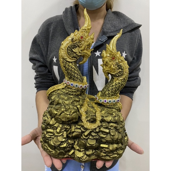 พญานาคเกี้ยว ประดับทองเค กว้าง8.5นิ้ว สูง13นิ้ว