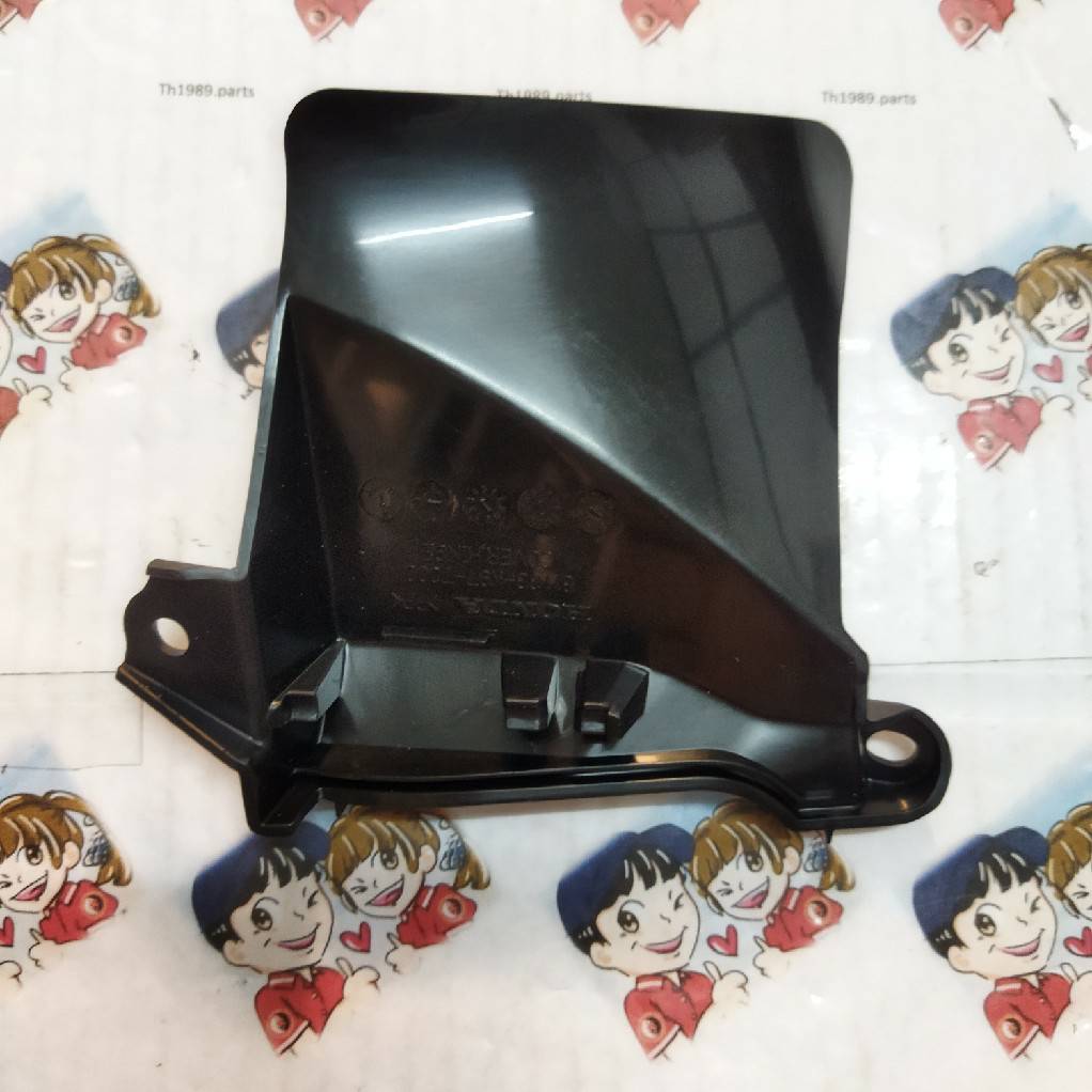 ฝาปิดช่องเก็บของตัวใน PCX150 2018-2019 อะไหล่แท้ HONDA 81133-K97-T00