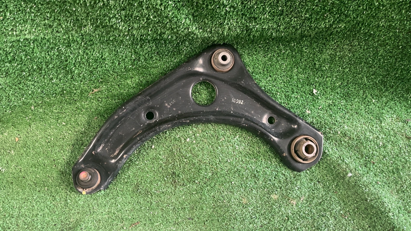 ปีกนกบน L+R Nissan Mrach 2010-13