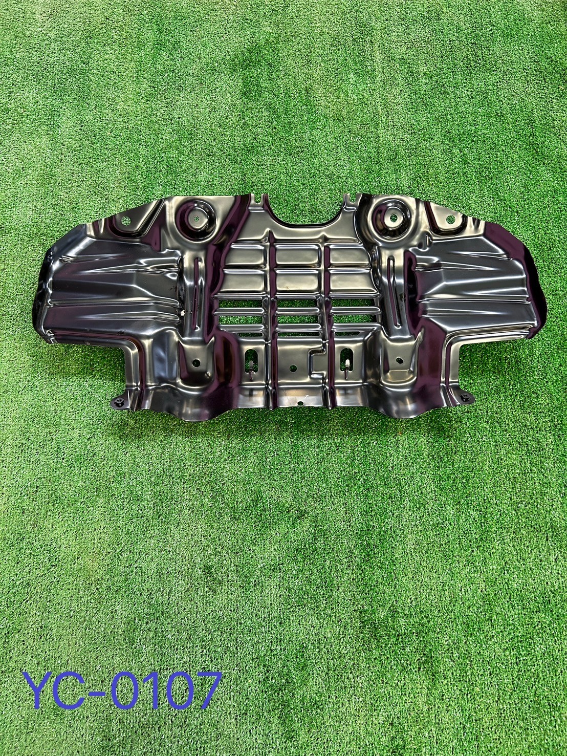 เหล็กกันแคร้งตัวหน้า Toyota Revo 2015-22 ตัวสูง