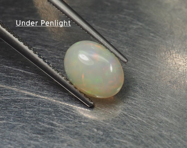 โอปอลหลากสี (Opal) 0.90 กะรัต