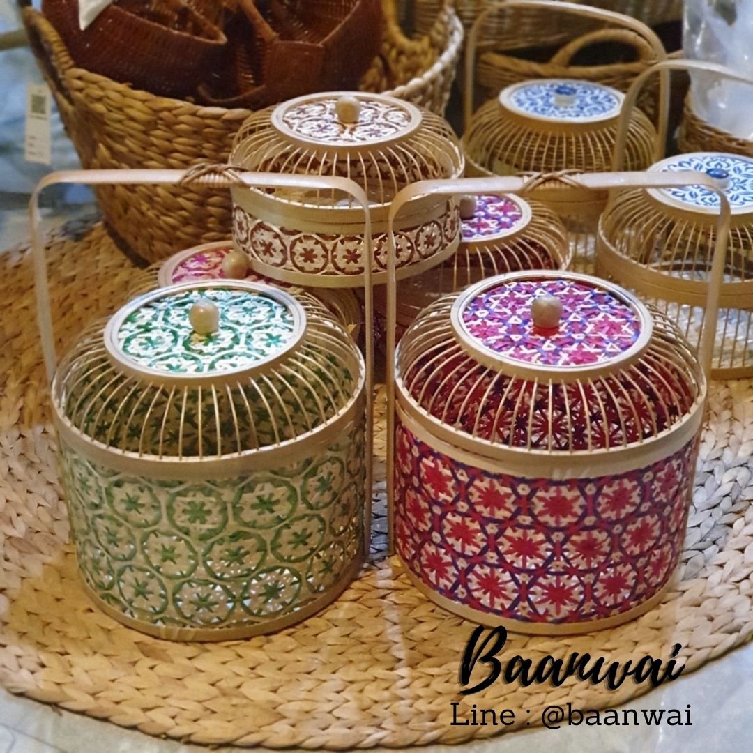 ปิ่นโตไม้ไผ่ลายพิกุล ทรงกลม ฝากรงนก ขนาด 9 นิ้ว