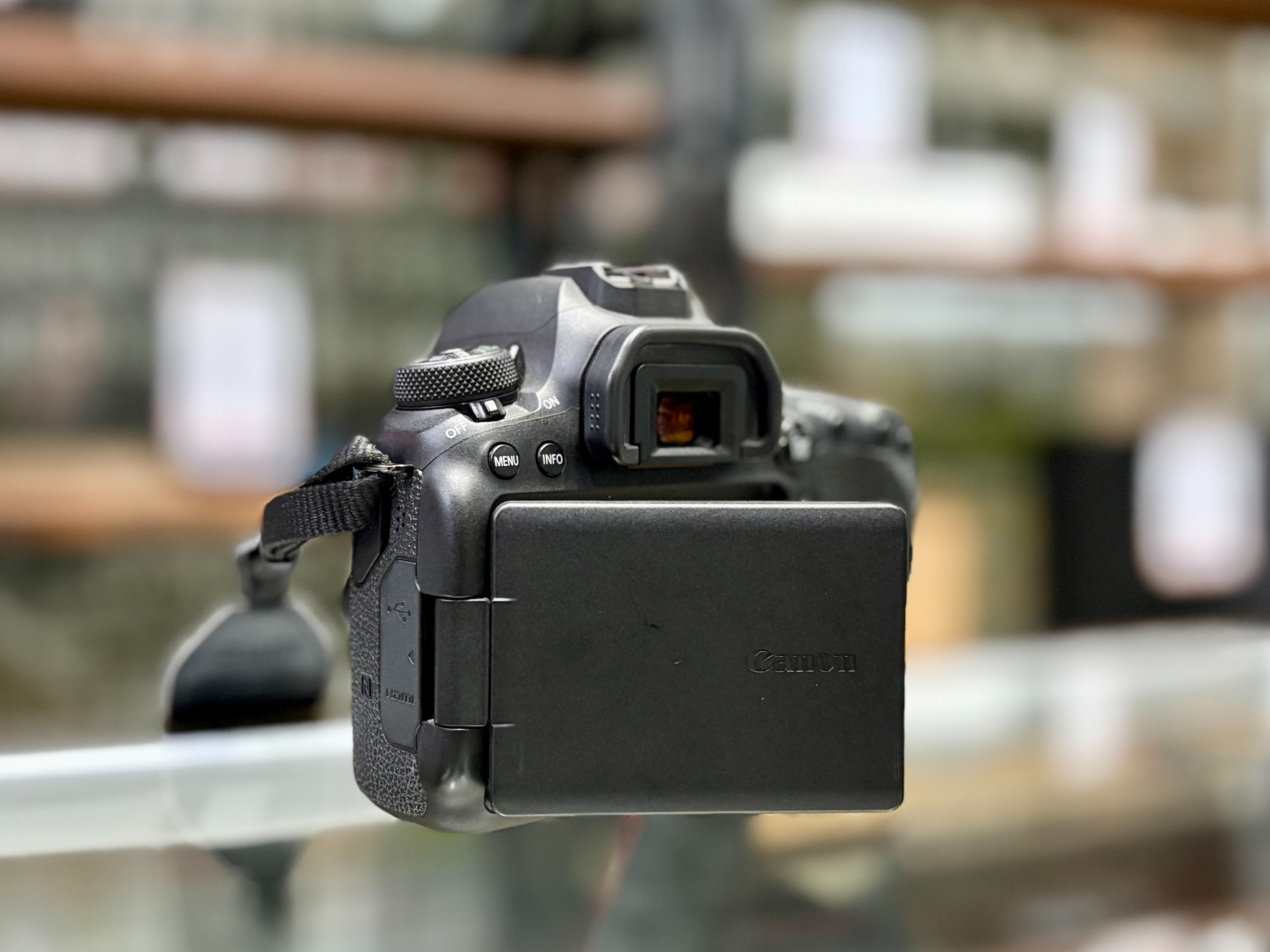 Canon EOS 6D Mark II