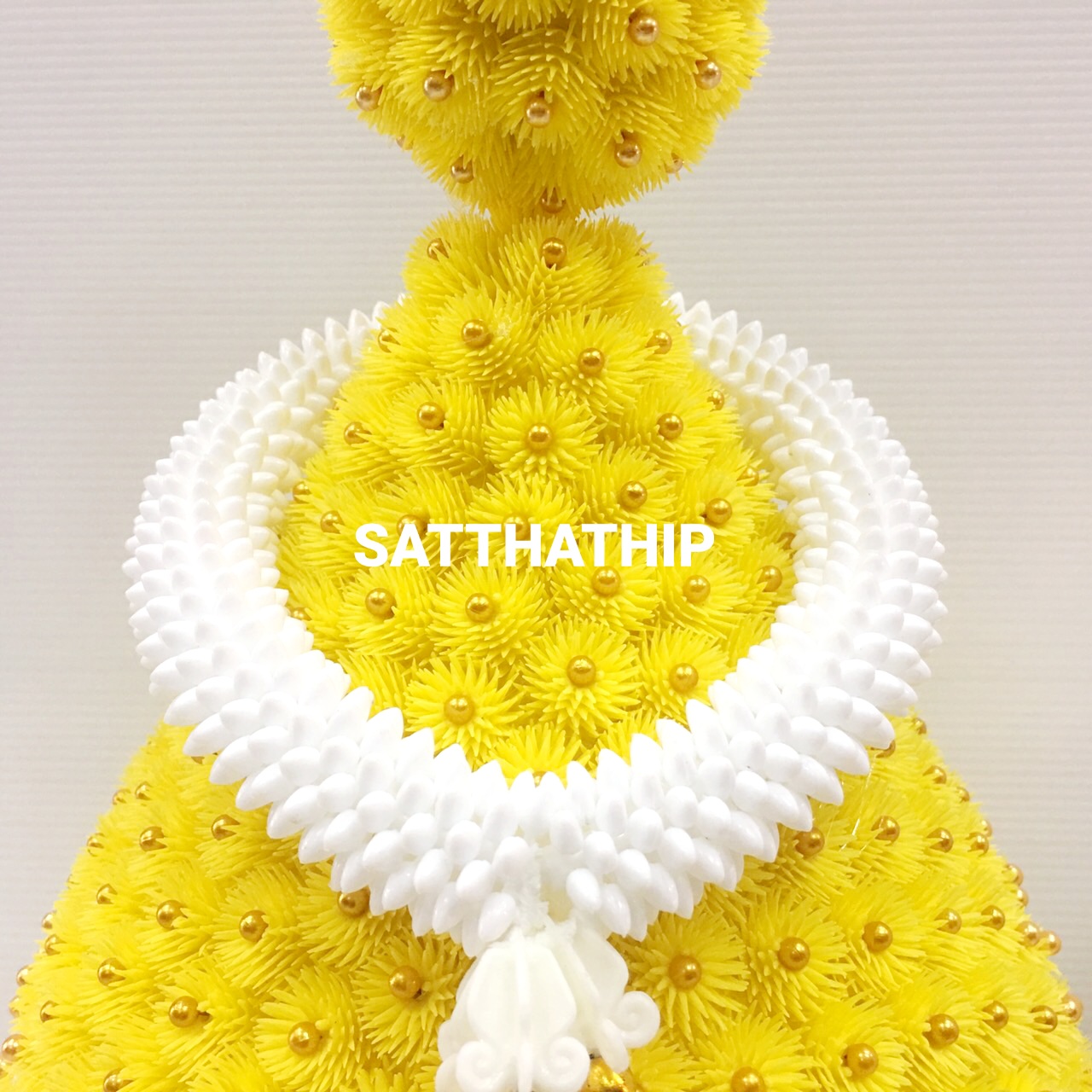 พานพุ่มดอกบานไม่รู้โรยประดิษฐ์ [8 นิ้ว/ 3,300บาท/คู่]