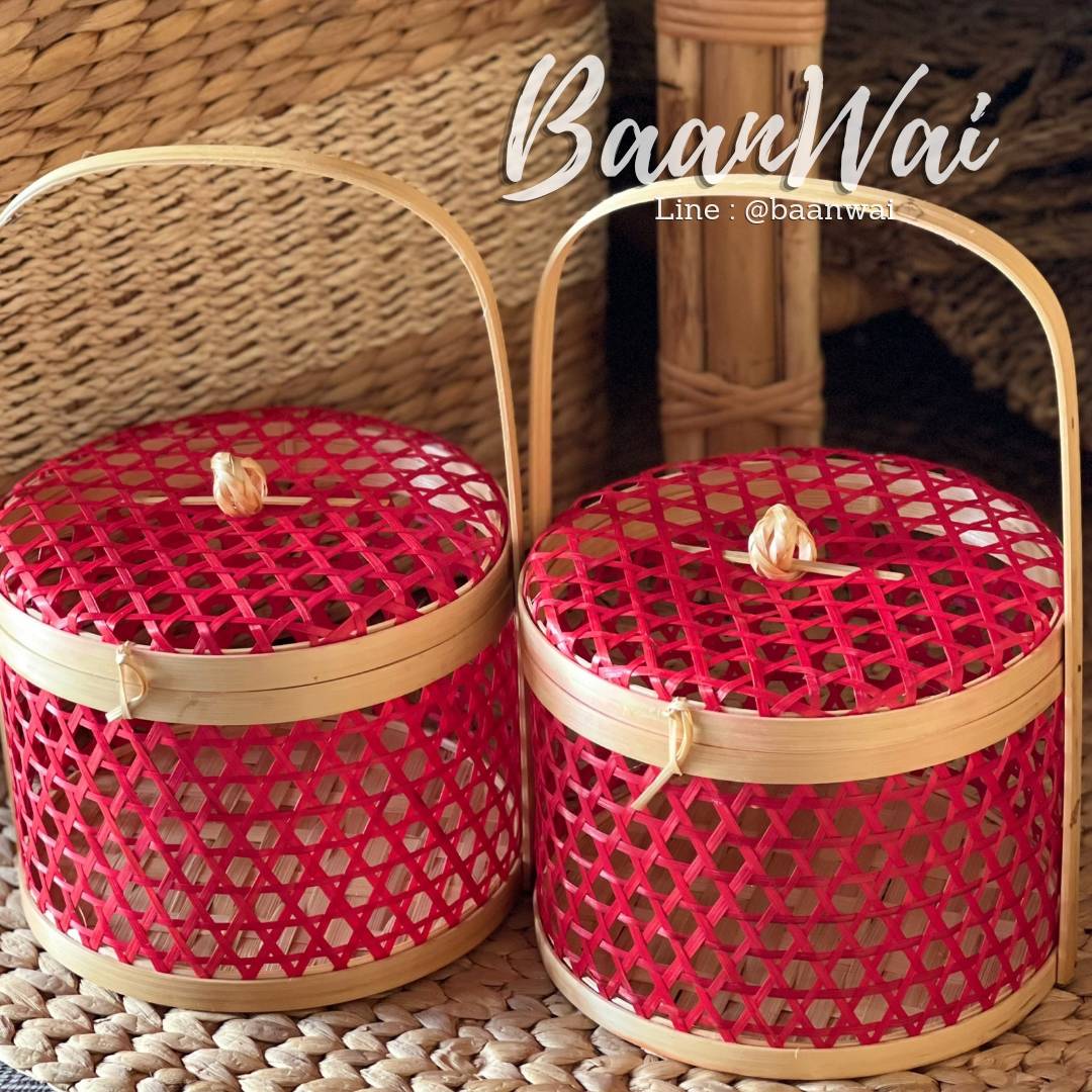 ปิ่นโตไม้ไผ่ ปิ่นโตชะลอม ทรงกลม (สีแดง)