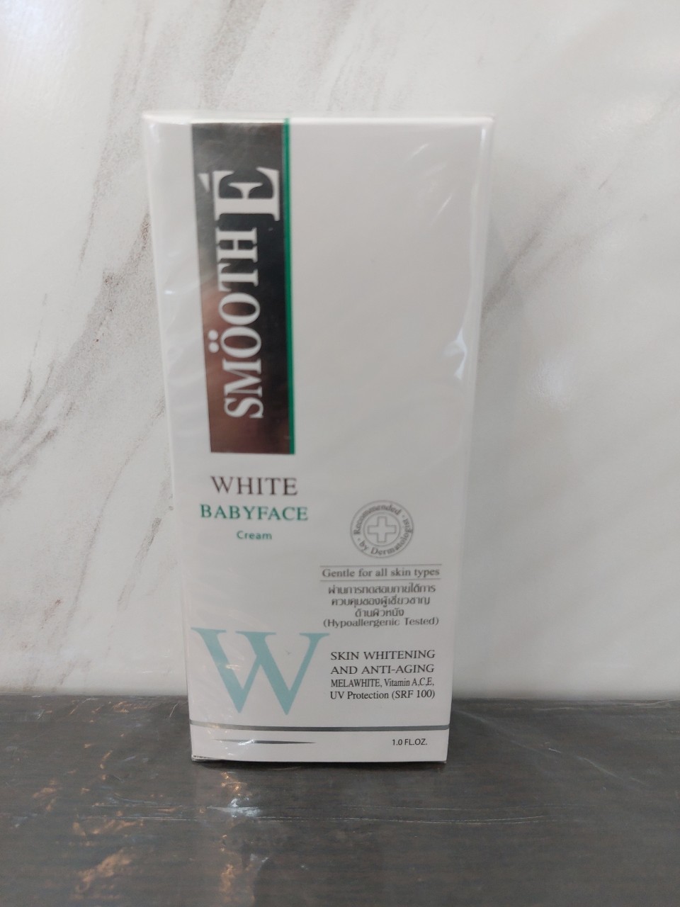 SMOOTH E WHITE FACE CREAM 30G. (1 Oz)