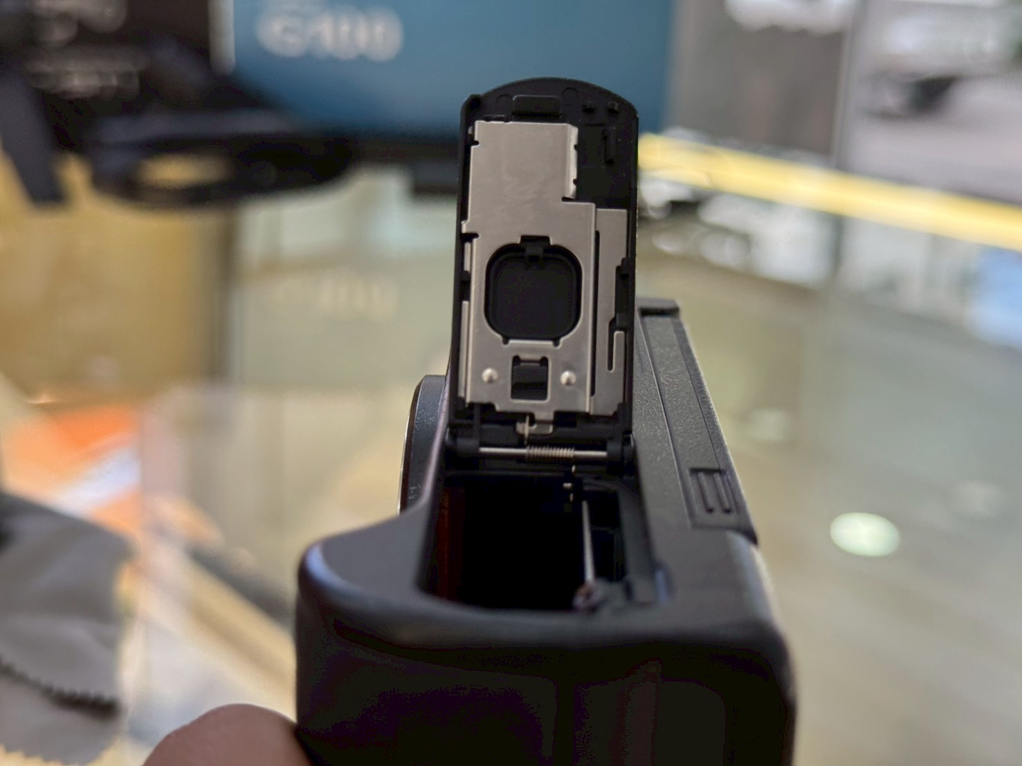 Panasonic Lumix G100