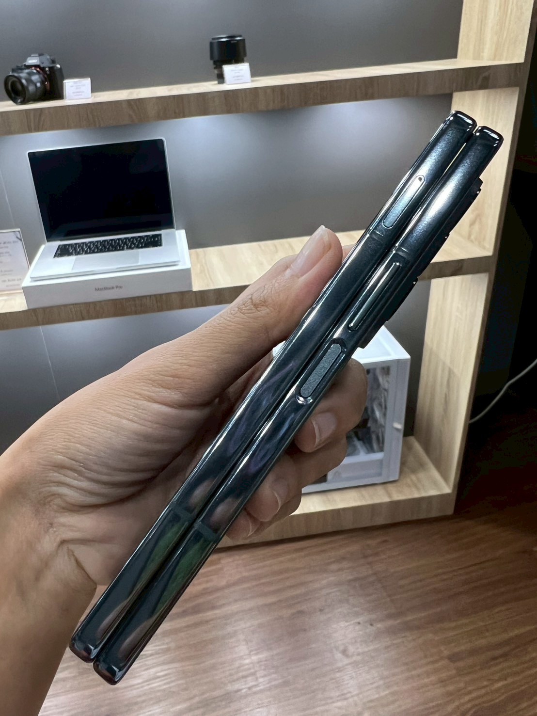 Samsung Galaxy Z Fold 4 12/512GB สี Graygreen