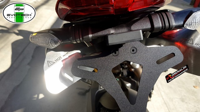 ท้ายสั้น Evotech (TAIL TIDY) สำหรับ Hypermotard 950