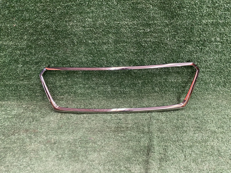 คิ้วโครเมี่ยม กระจังหน้า Subaru XV 2012-2018