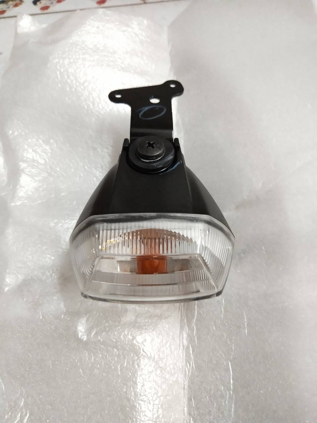 ชุดไฟเลี้ยวหน้าข้างซ้าย TTX อะไหล่แท้ YAMAHA 1GS-H3310-00