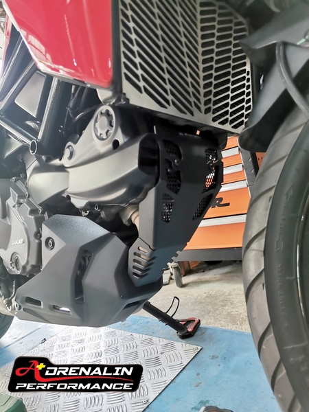 การ์ดคอท่อ Evotech สำหรับ Multi V2 950 950s