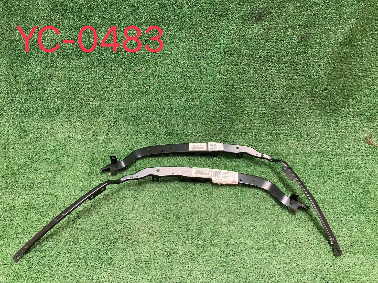 เหล็กยึดไฟหน้า L+R Mitsubishi Cedia 2005-07 แท้ศูนย์