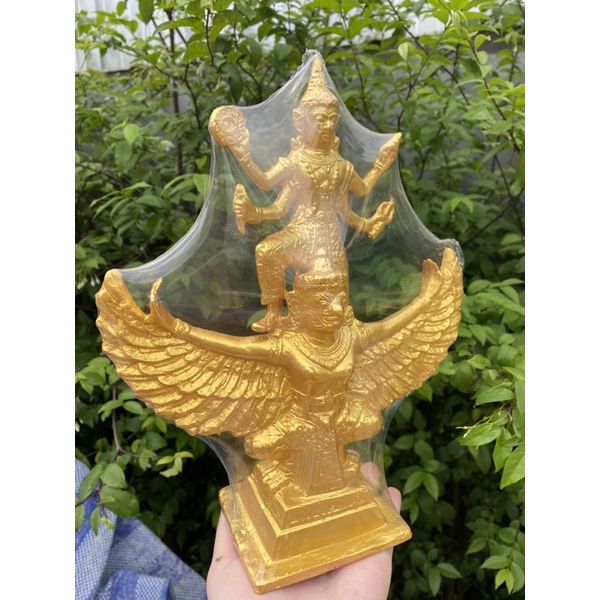 นารายณ์ทรงครุฑ กว้าง9นิ้ว สูง11นิ้ว องค์ทอง