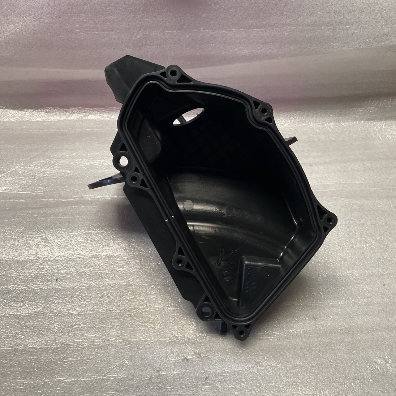 17225-KYT-900 ชุดย่อยเรือนกรองอากาศ SCOOPY-i 2010 อะไหล่แท้ HONDA