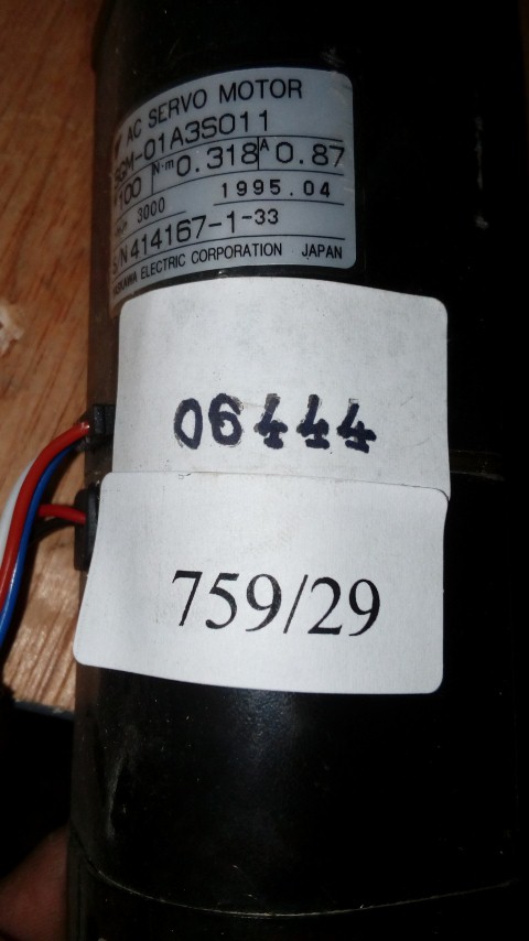 SGM-01A3S011 YASKAWA SERVO MOTOR